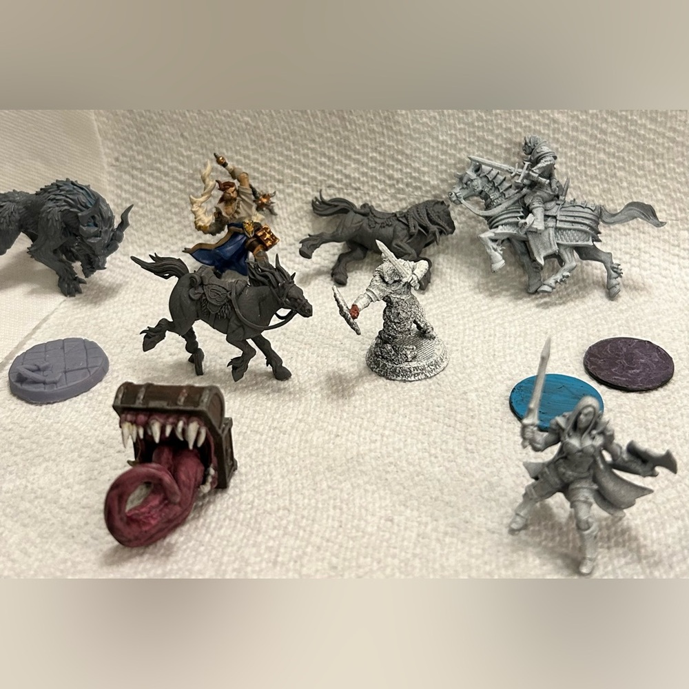 Fantasy Miniature Figures Set - Picture 2 of 16